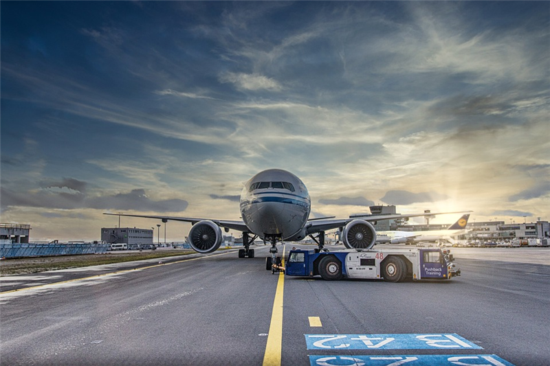 荷蘭空運(yùn)機(jī)器配件清關(guān).png